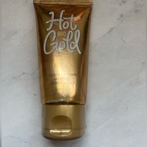 New sealed Perfectly Posh Hot and Gold firming face mask 2oz
